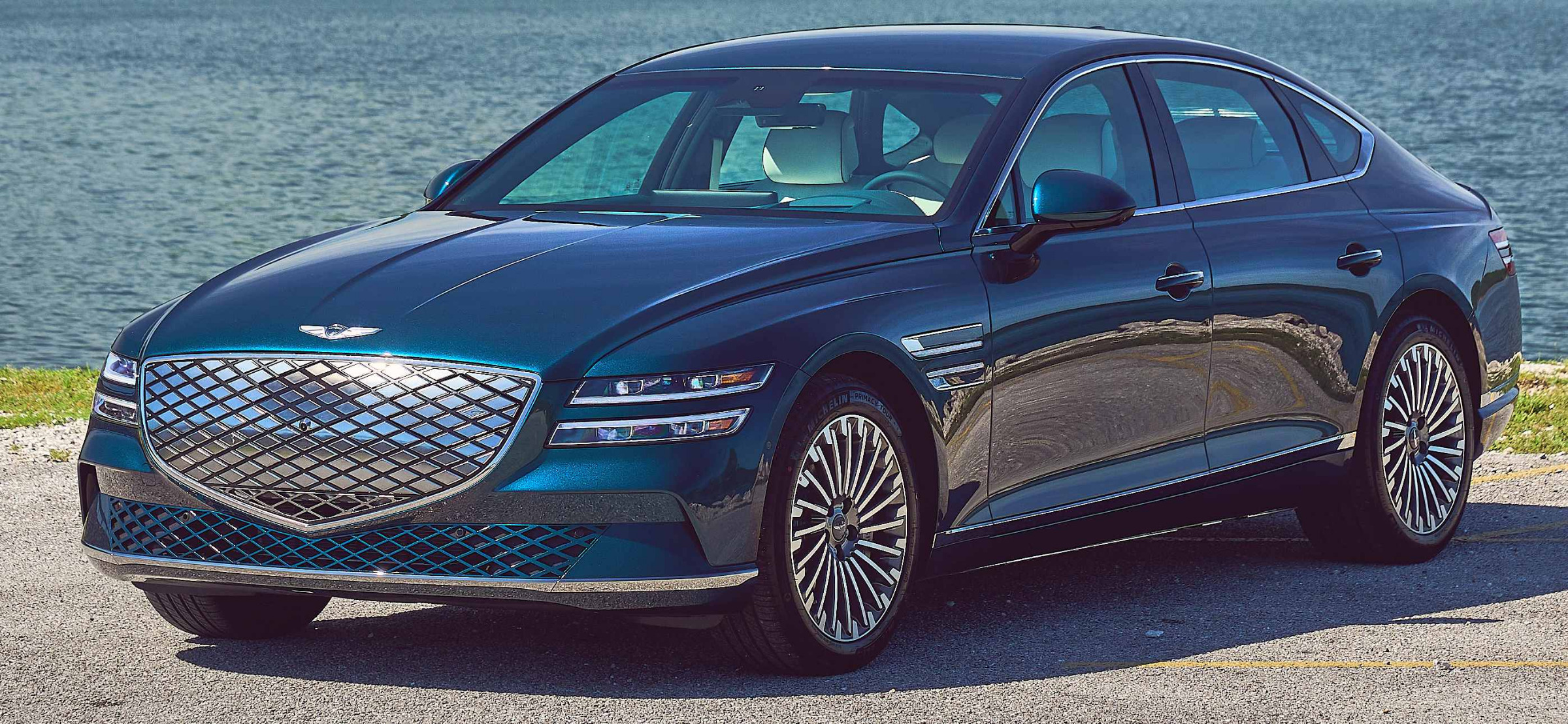 Genesis electrified G80